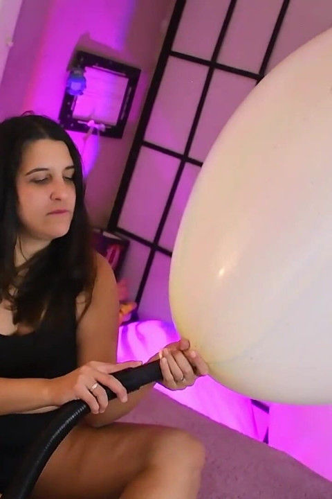 Massive Ride to Pop Big 24 Marbled Balloons - Bunny Looner