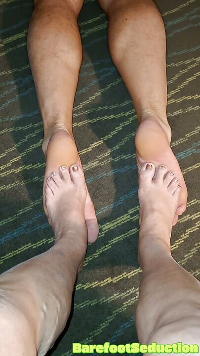 I talked my neighbor into trying stuff her toes in my hairy ass