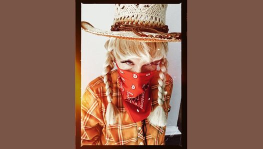 Cowgirl- Syn Thetic Cowgurl Holloween Kostium