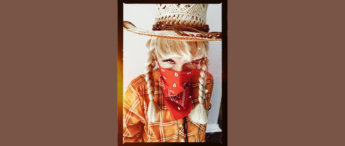 Cowgirl - Syn Thetic Cowgurl Holloween Costume