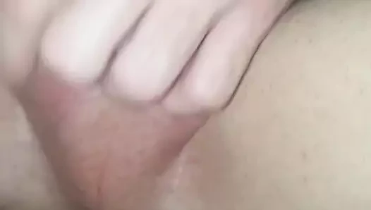 Genç oğlan götünü siktiriyor