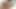 ラティーナの美女と日焼けしたブロンドの美女が口で誘惑し合う