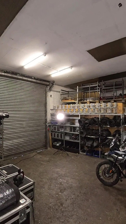 Στα παρασκήνια των γυρισμάτων και των γυρισμάτων πορνό!