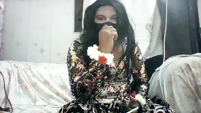 Desi bhabhi indian crossdresser
