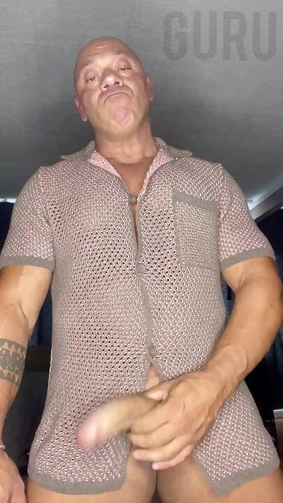 Solo Wank Jerk off Mr Guru Bodybuilder Stepdaddy