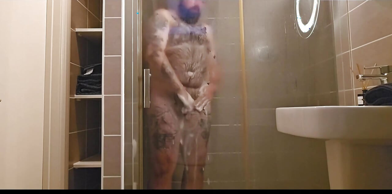 The Airbnb Host Caught Me Jerking off in the Shower!
