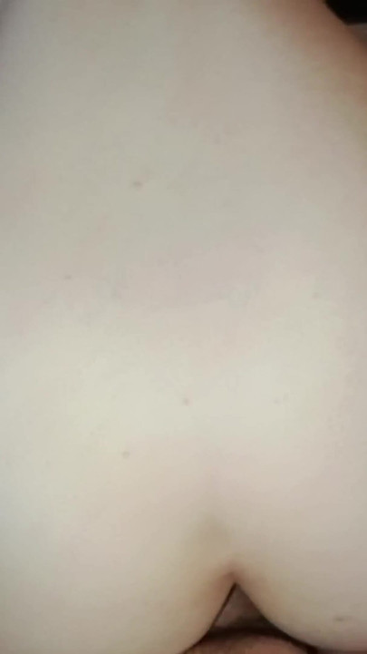 Βασική στιγμή από το "She made me cum in 2 MINUTES!!"