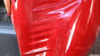 Ancilla Tilia en latex rouge