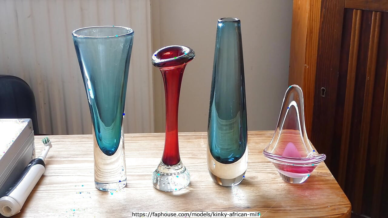 I am enjoying Swedish vintage art glass, part 1