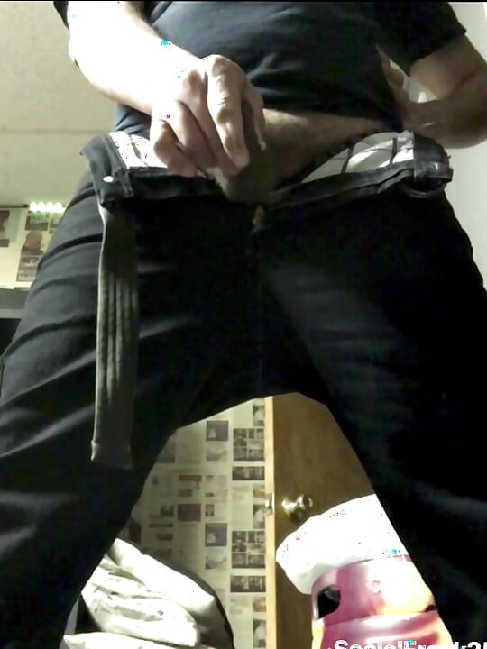 Jerk off cumming
