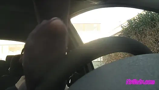 Nyllady'nin desenli külotlu çorapla vites değiştirip tekerlekle ayakla mastürbasyonu