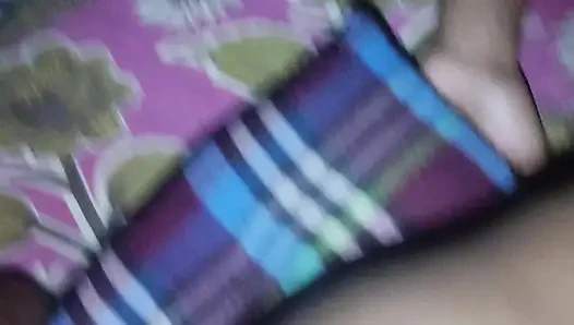 Virgin 18+ horny girl wants to get my fucked .
