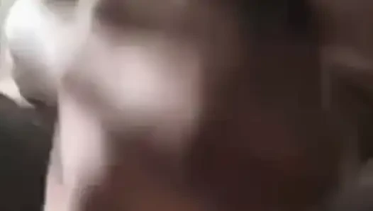 Sert büyük zenci yarağı 3 saatlik mastürbasyondan sonra boşalıyor