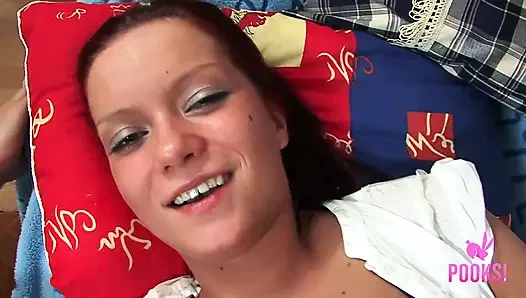 Yarak emici Priscilla göt deliğini domaltarak siktiriyor!