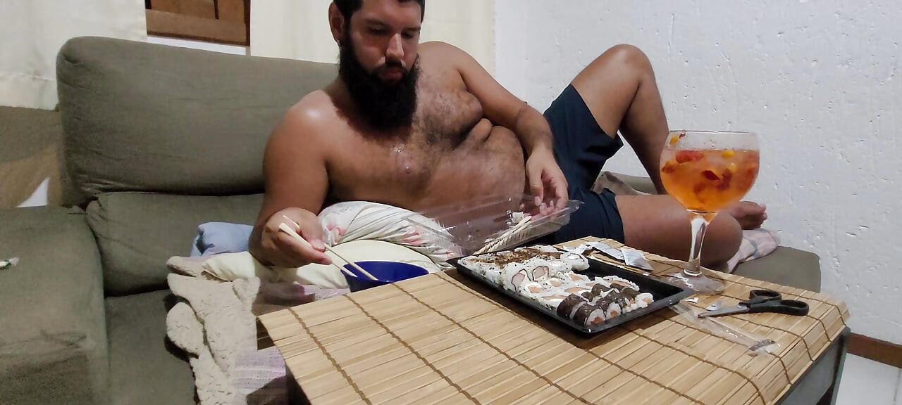 100-Piece Sushi Challenge: Completely Maxed Out & Bloated