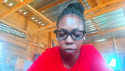 Büyük götlü yaramaz üvey anne rol yapma