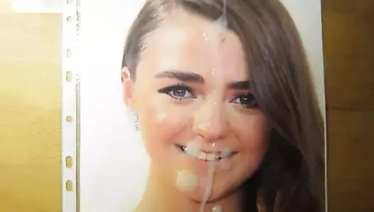 Maisie williams boşalmak haraç #3