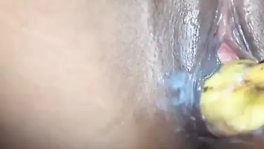 OUCHHHH! BANANA BROKE INSIDE VAGINA