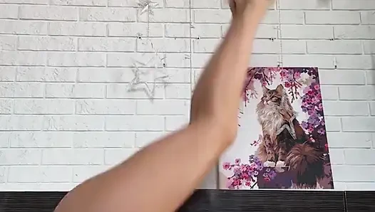 Утренний поток йоги в бикини