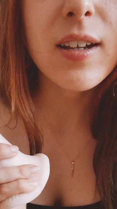 Σημαντική στιγμή από το "ASMR JOI - Η gf σας φροντίζει μετά τη δουλειά"