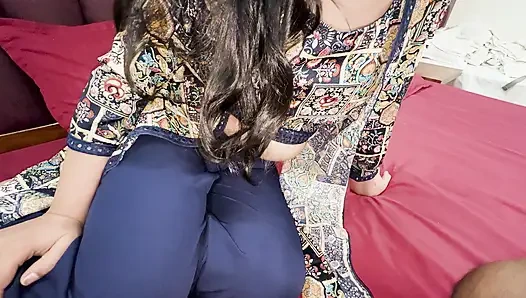 Chacha Ki Ladki Ke Sath Anal Kiya Jab Ghar per Koi Nhi Tha