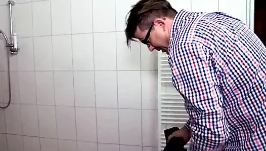 Saatlik eş değiştirenler - sahne #04