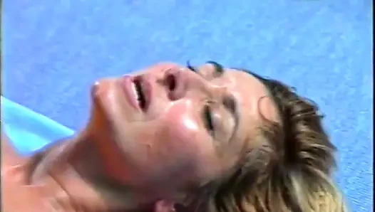 Mature couple outdoor fucking after a feet masturbation