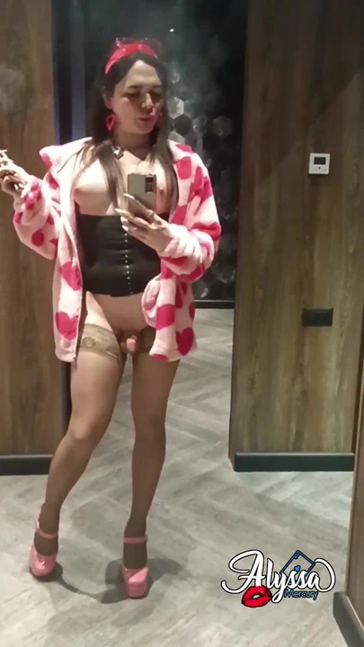 Pink और Cute III