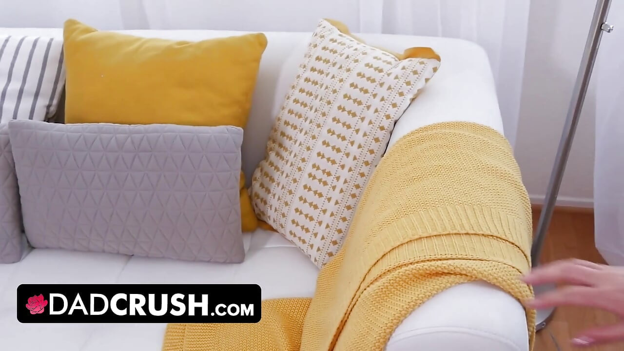 DadCrush - Lovely stepdaughter Jaye Summers is ready to satisfy all of her stepdaddy's dirty needs