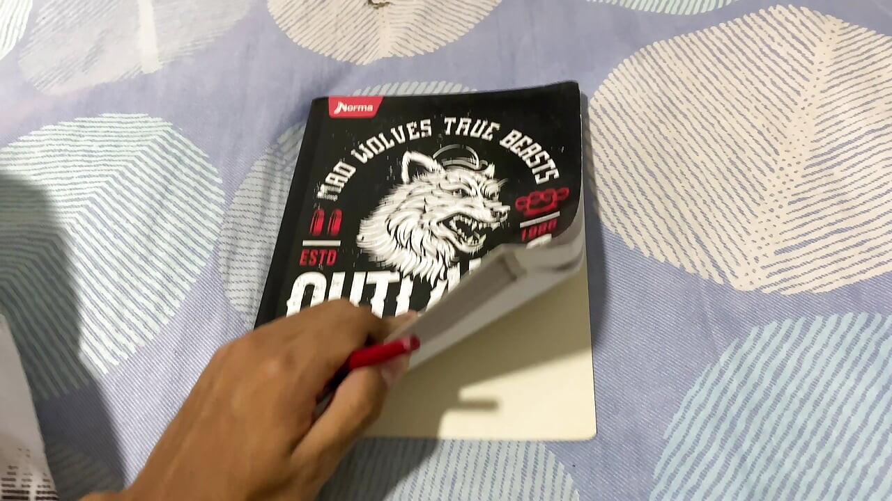 STEPSISTER GIVES CHRISTMAS GIFT AND ENDS UP IN FUCKING
