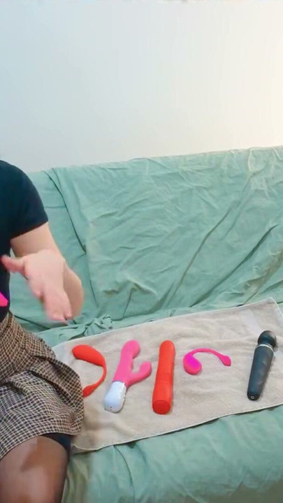 18not20's Deep Dive into Lovense Toys - Asian Geyser Cone Squirt Explosion | Clip 2