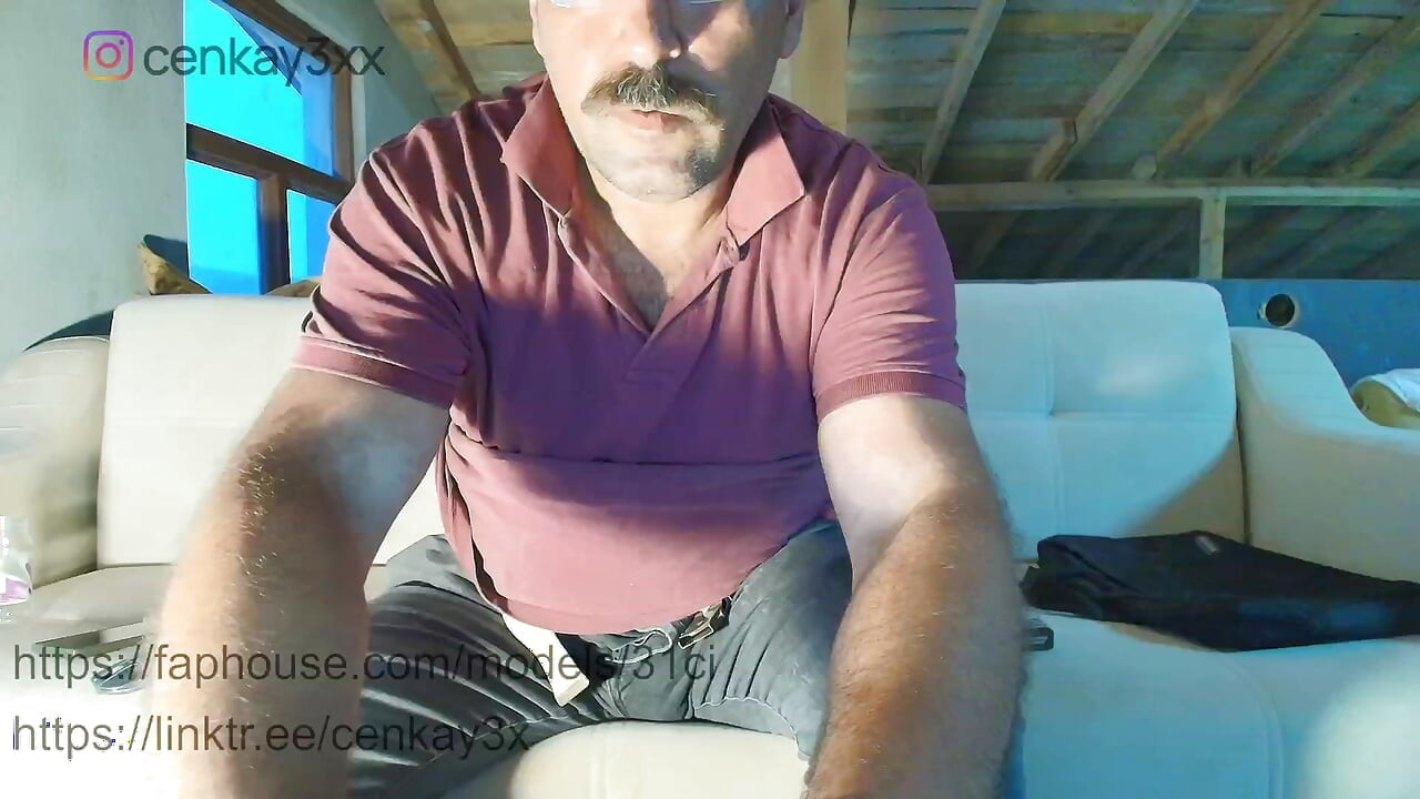 Your Efendi Was on the Air, Bitches