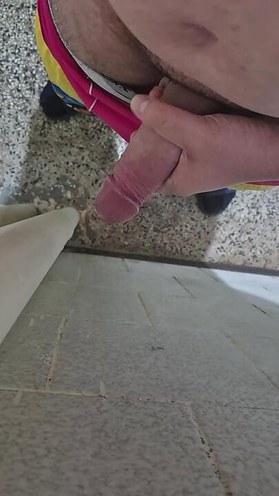 Fat, juicy Bulgarian cock, with a head swollen to the point of bursting, smears semen all over the wall of an old bathroom.