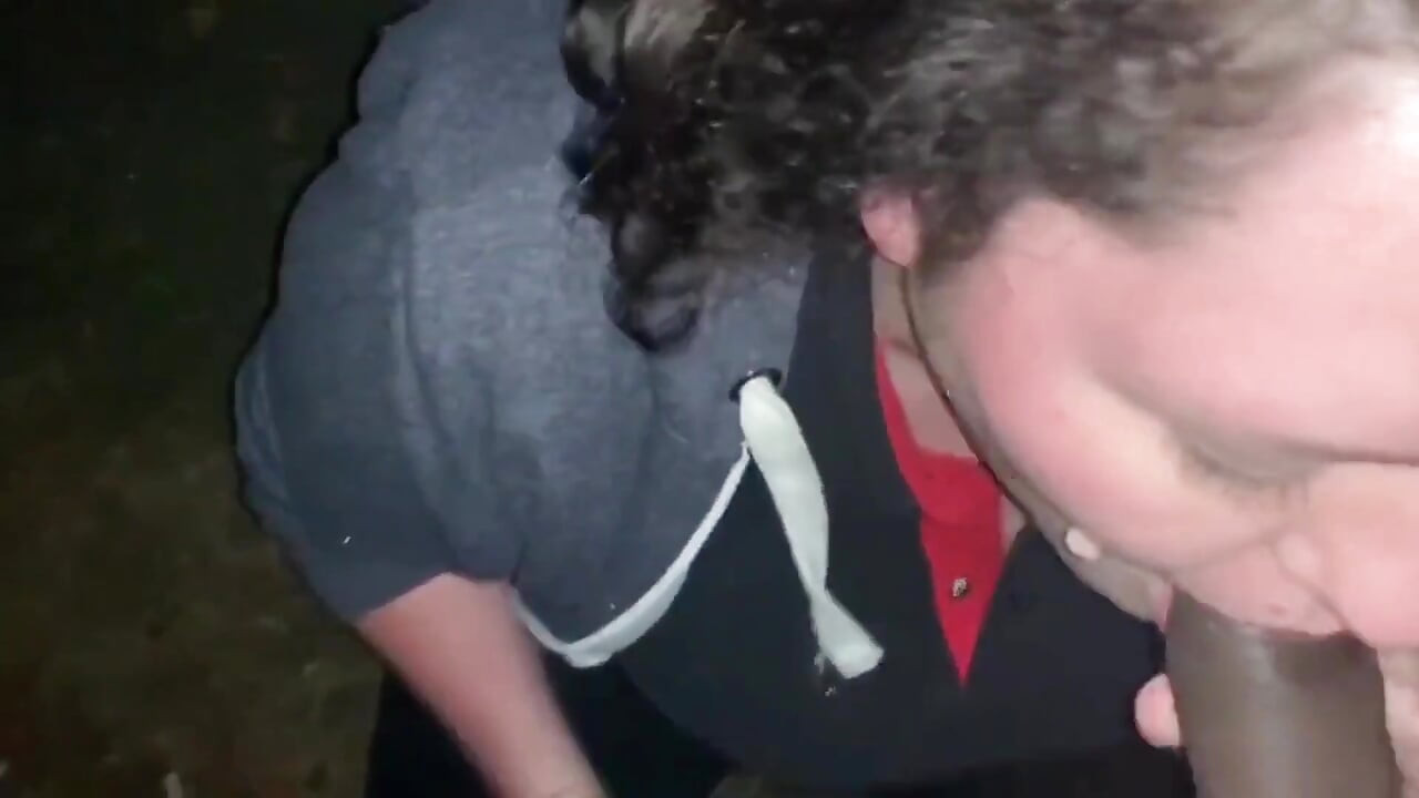 YoungEnglishBBW BBC Nata4sex outdoor blowjob fingering my pussy booty spanking