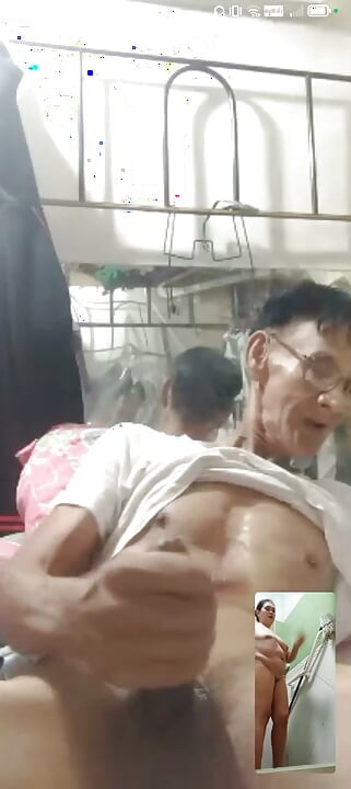 Apel video sexual cu soția mea din relație la distanță e soluția ca să fim fericiți