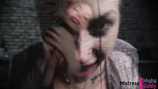 Нюхальщики каждый день! День 5 Маленькая нюхающая шлюшка получит прерванный оргазм