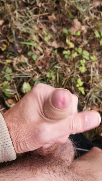 handjob outdoor 2
