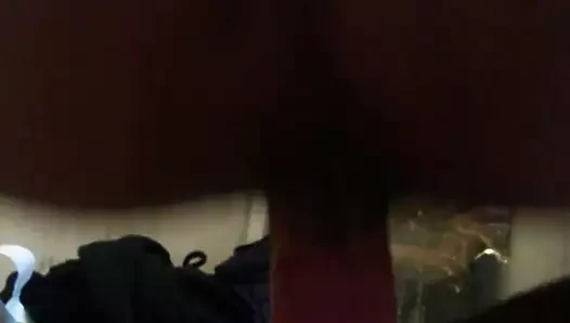 Sevimli femboy sikikleri onun yapay penis