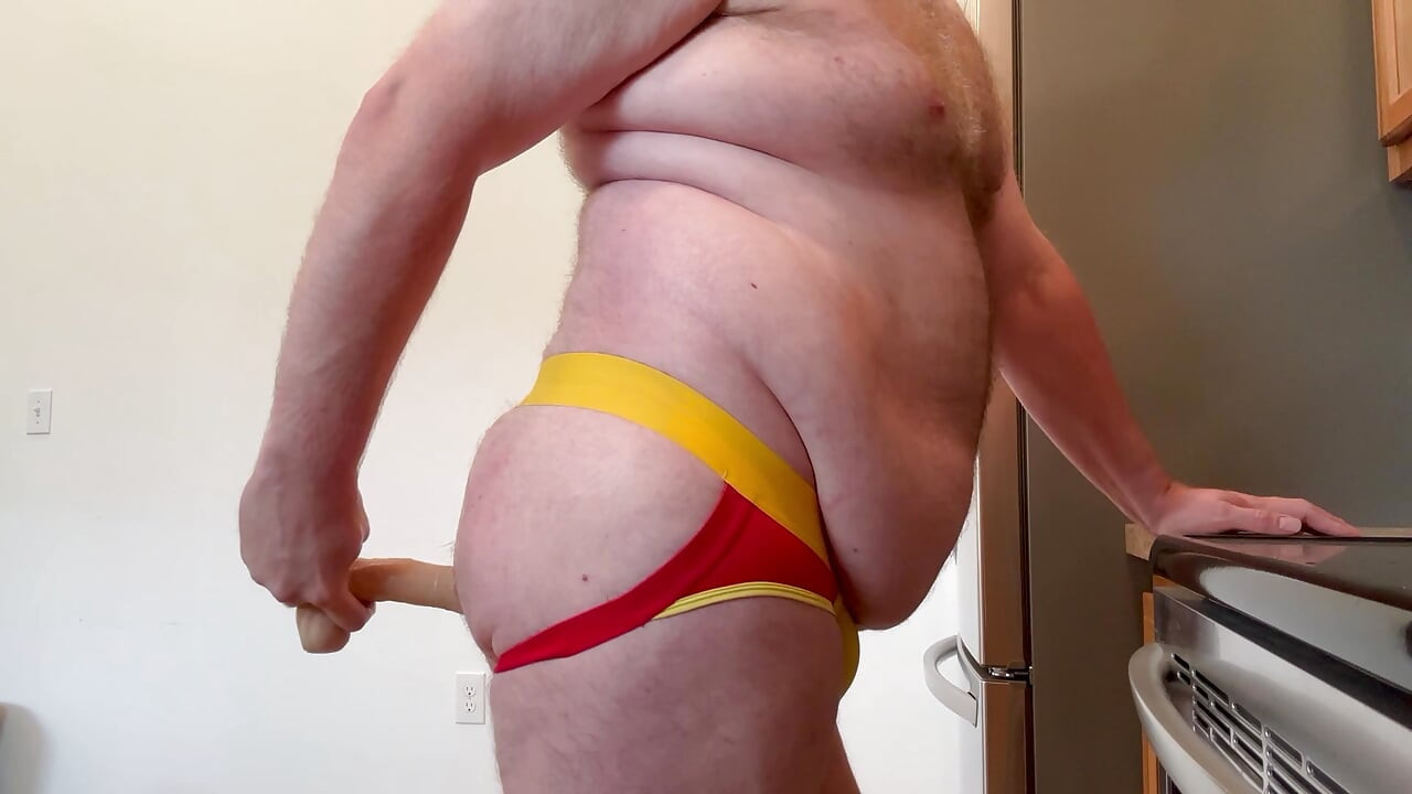 Dildo Makes a Fat Bear Squirt