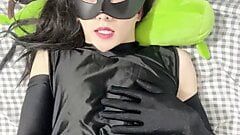 Annie handjob in long black gloves and shoot in the face Annie With Gloves