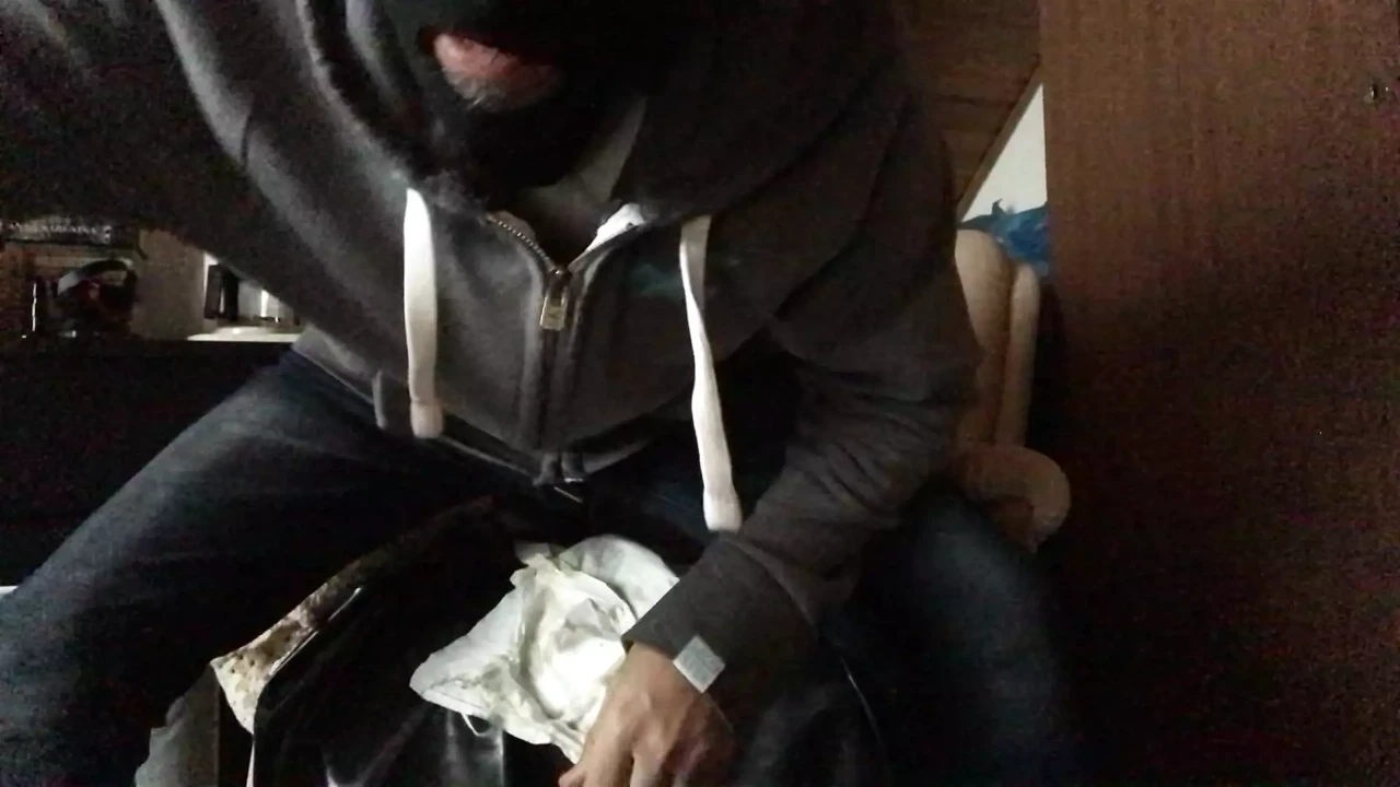 Deep toy play. Still clean and hungry ass! The hole needs to be stuffed!