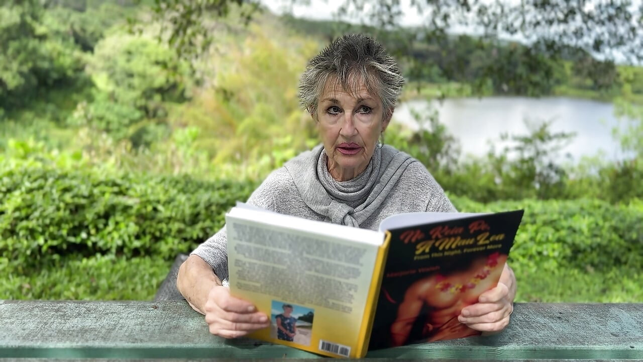 Διαβάζοντας το ερωτικό μου βιβλίο - "από αυτή τη νύχτα, για πάντα περισσότερο"