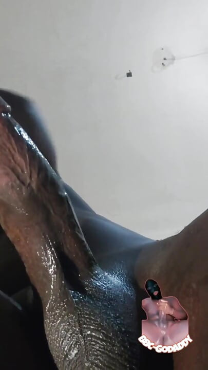 Aku harusnya ada di dalam memijatmu setelah kuliah atau bekerja