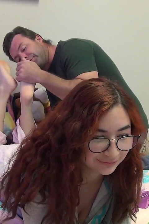 Alexis Ortiz Foot Job Explosion Featuring Alexis Ortiz