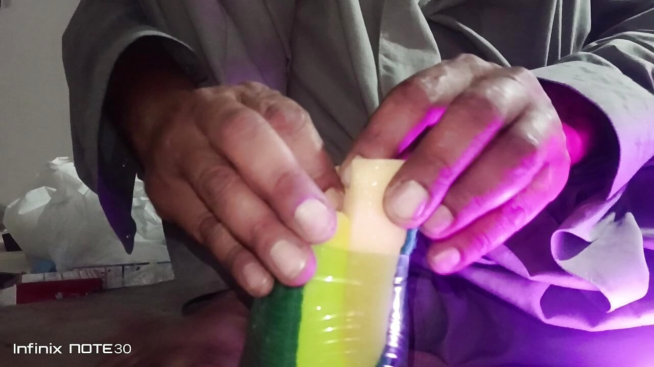 Thủ dâm một mình kiểu mới