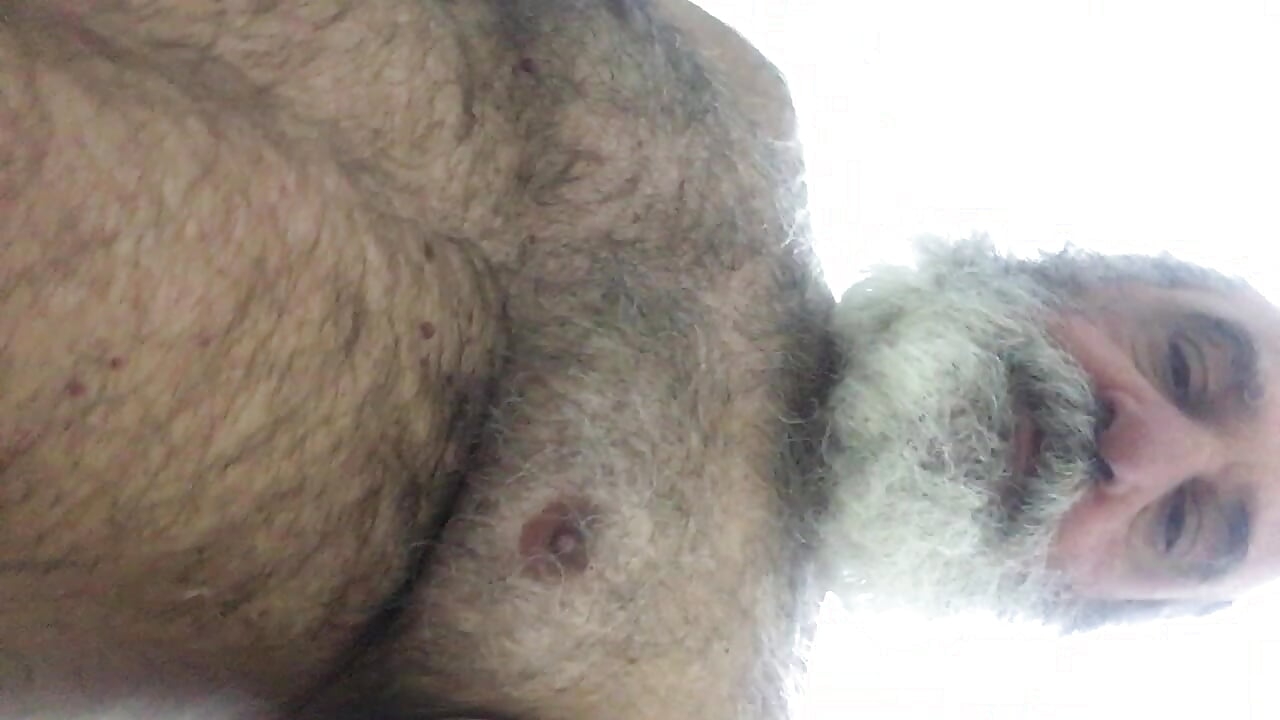 MACRO-PENIS OF THICK BODY STRONG HAIRY