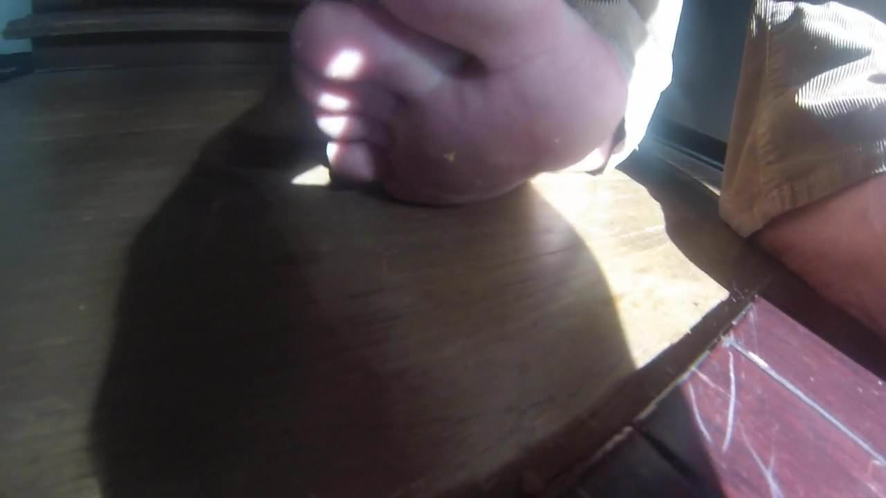 Dirty Toes.MP4