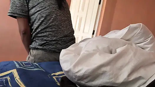 Die christliche ehefrau des nachbarn ficken und will nicht mehr in die kirche gehen