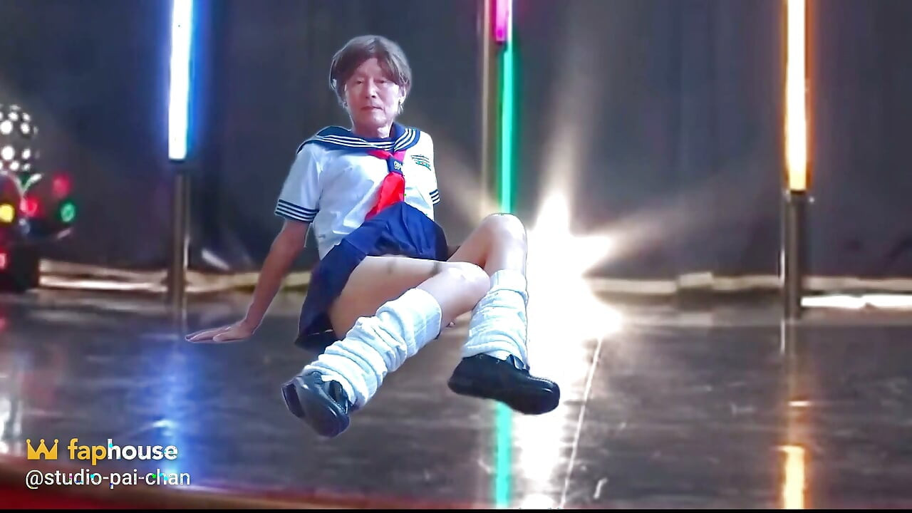 Tokyo J-bitch Club - Omanko Jk Stripper