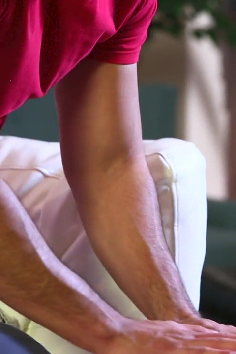 Massage fantastique - la télévision me rend excitée